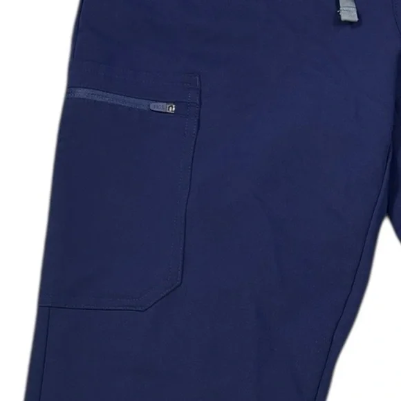 FIGS High Waisted Yola Scrub Pants in Navy | Size M/P - Picture 4 of 9